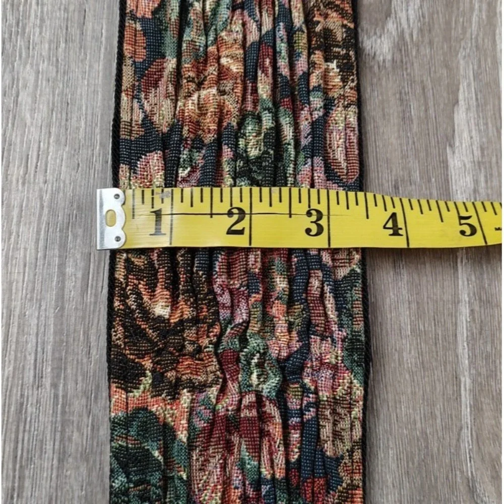 Omega Floral Tapestry Belt Made in USA Medium Vintage‎ Cottagecore Romantic